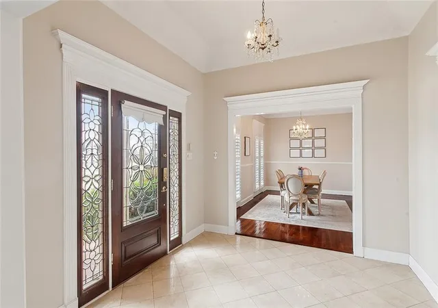 Photo 3 of Single family home for sale at 5016 Wilson Dr, Metairie, LA 70003 | MLS# 2566995 | Listing updated on 2026-08-23