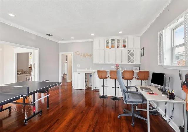 Photo 4 of Single family home for sale at 5016 Wilson Dr, Metairie, LA 70003 | MLS# 2566995 | Listing updated on 2026-08-23
