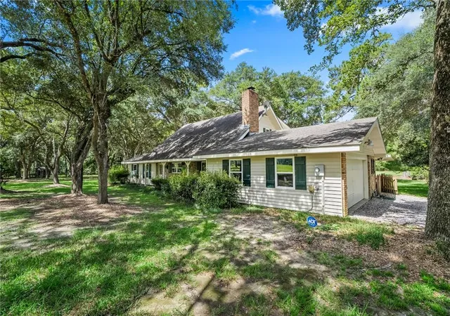 Photo 2 of Single family home for sale at 23153 Ray Keen Rd, Covington, LA 70435 | MLS# 2567022 | Listing updated on 2026-08-16