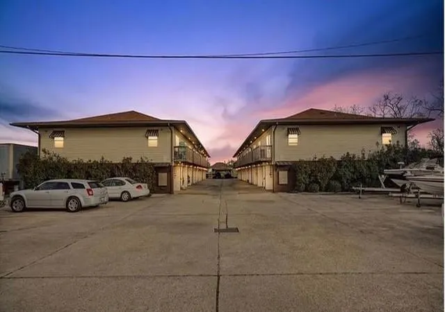 Photo 2 of Condo for sale at 4636 Ponchartrain Dr #E, Slidell, LA 70458 | MLS# 2566914 | Listing updated on 2026-08-07