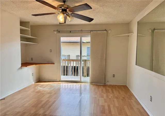 Listing Photo 3 - Condo for sale in building located at 4636 Ponchartrain Dr, Slidell, LA 70458 - Unit #E