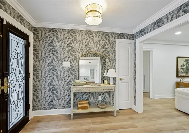 Photo 3 of Sale Pending at 868 Rosa Ave, Metairie, LA 70005 | MLS# 2566942 | Listing updated on 2026-08-17