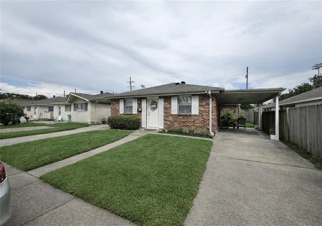 Photo 2 of Sale Pending at 2601 03 Wytchwood Dr, Metairie, LA 70003 | MLS# 2567087 | Listing updated on 2026-08-16
