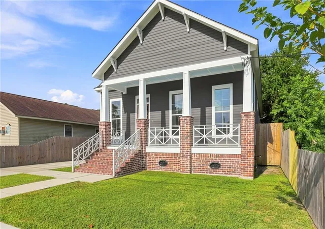 Photo 2 of Single family home for sale at 5114 Eastern St, New Orleans, LA 70122 | MLS# 2566586 | Listing updated on 2026-08-19