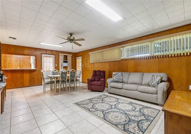 Photo 3 of Single family home for sale at 23 Donald Ct, Metairie, LA 70003 | MLS# 2567297 | Listing updated on 2026-08-26