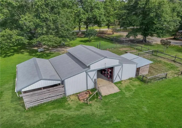 Photo 4 of Single family home for sale at 248 Churchill Downs Dr, Bush, LA 70431 | MLS# 2567206 | Listing updated on 2026-09-27