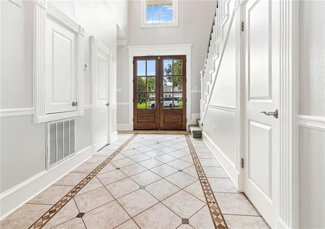 Photo 3 of Single family home for sale at 45 Hermitage Dr, Marrero, LA 70072 | MLS# 2567276 | Listing updated on 2026-08-25