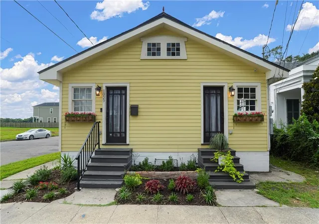 Photo 1 of Single family home for sale at 1027 Eliza St, New Orleans, LA 70114 | MLS# 2567320 | Listing updated on 2026-08-21