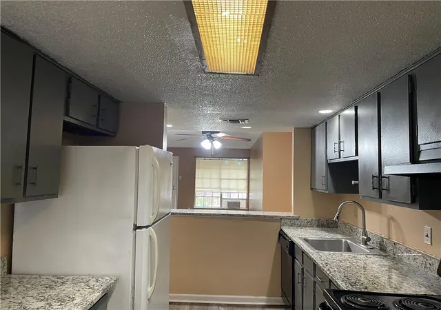 2nd image of 6200 Riverside Dr #520, Metairie, LA 70003 | MLS# 2567148