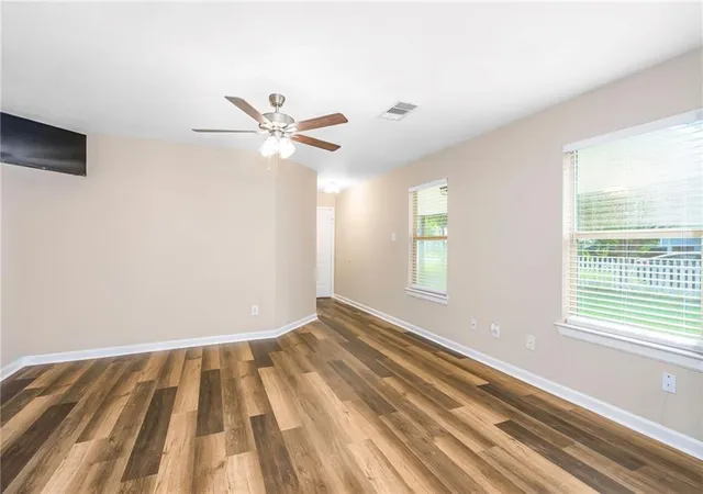 Photo 3 of Sale Pending at 27074 Cabo Cvs Dr, Ponchatoula, LA 70454 | MLS# 2567404 | Listing updated on 2026-08-12