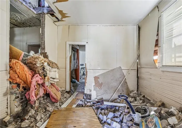 Listing Photo 5 - Condo for sale in building located at 2105 3rd St, New Orleans, LA 70113