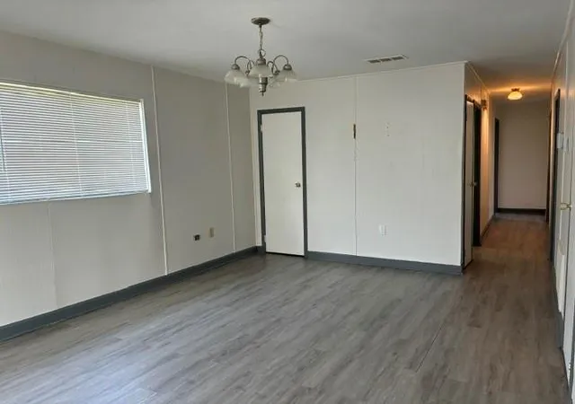 Photo 3 of Single family home for sale at 216 Georgetown Dr, Kenner, LA 70065 | MLS# 2567455 | Listing updated on 2026-08-21