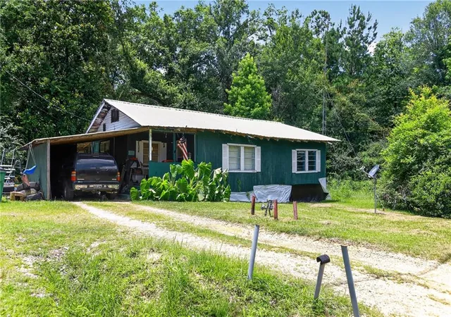 2nd image of 1723 Avenue G, Bogalusa, LA 70427 | MLS# 2567826