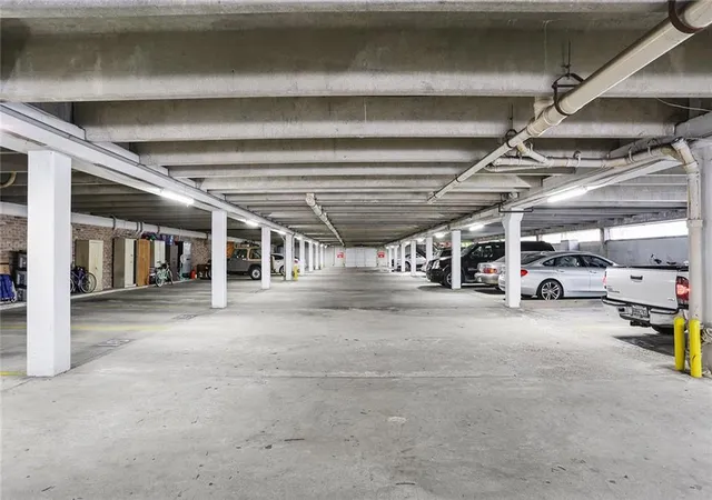 23rd image of 3000 St Charles Ave #409, New Orleans, LA 70115 | MLS# 2567155