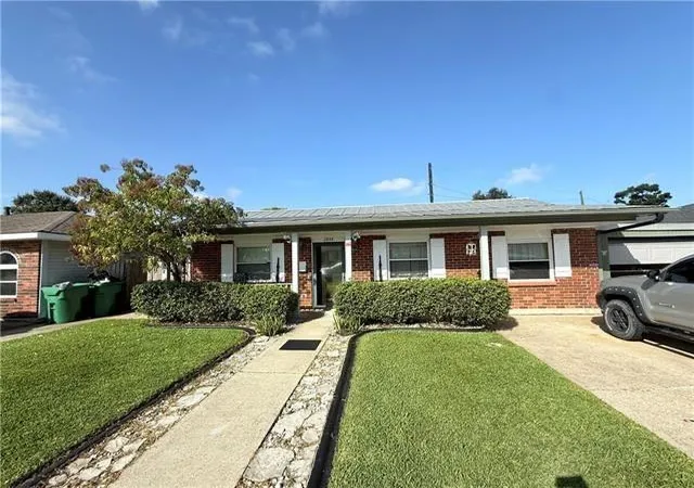 2nd image of 2844 Gleenbrook Dr, Gretna, LA 70056 | MLS# 2567509