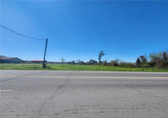 Photo 1 of Land for sale at Destrehan Ave, Harvey, LA 70058 | MLS# 2567971 | Listing updated on 2026-08-18