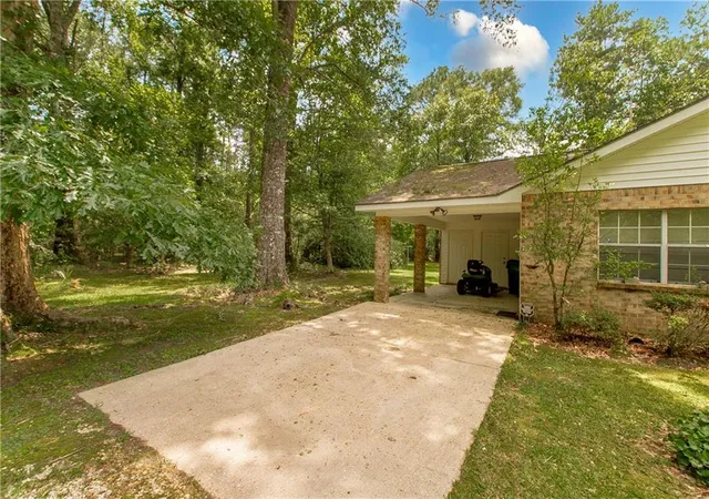 2nd image of 63074 Northwood Dr, Bogalusa, LA 70427 | MLS# 2568050
