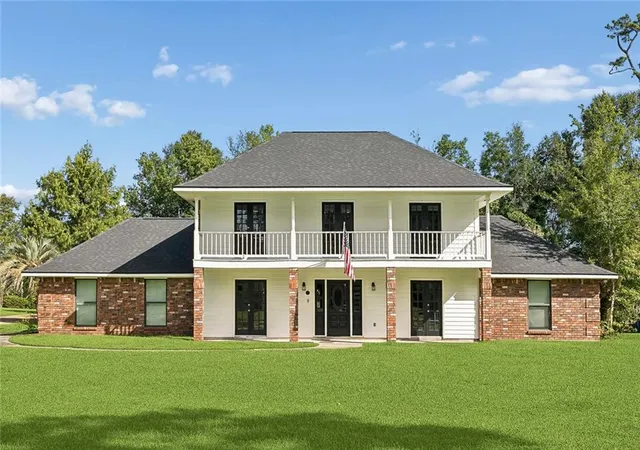 Photo 1 of Single family home for sale at 401 Flamingo Rd, Slidell, LA 70461 | MLS# 2567957 | Listing updated on 2026-08-21