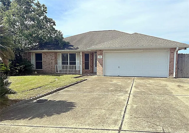 Photo 1 of Sale Pending at 11 Ridgewood Dr, La Place, LA 70068 | MLS# 2566457 | Listing updated on 2026-08-20