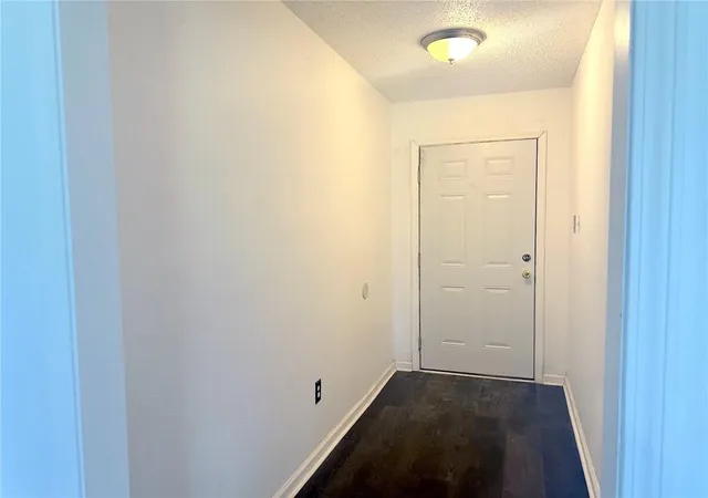 Photo 2 of Sale Pending at 11 Ridgewood Dr, La Place, LA 70068 | MLS# 2566457 | Listing updated on 2026-08-20