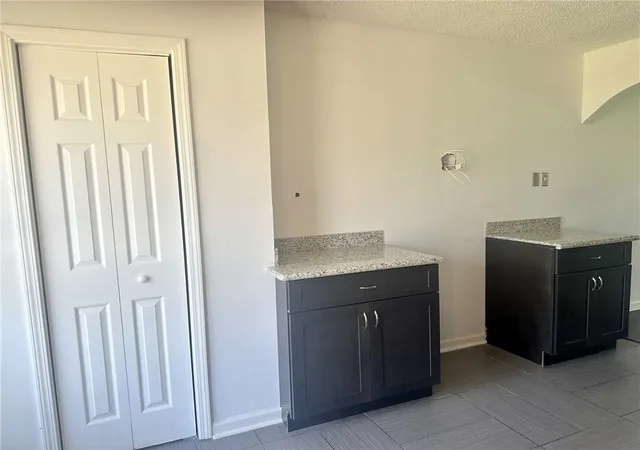 Photo 4 of Sale Pending at 11 Ridgewood Dr, La Place, LA 70068 | MLS# 2566457 | Listing updated on 2026-08-20