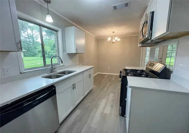 Photo 3 of Single family home for sale at 1215 W 10th Street, Bogalusa, LA 70427 | MLS# 2568317 | Listing updated on 2026-08-18