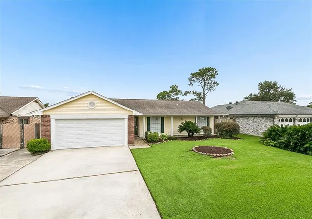 Photo 2 of Single family home for sale at 616 Fairway Dr, La Place, LA 70068 | MLS# 2568316 | Listing updated on 2026-08-18