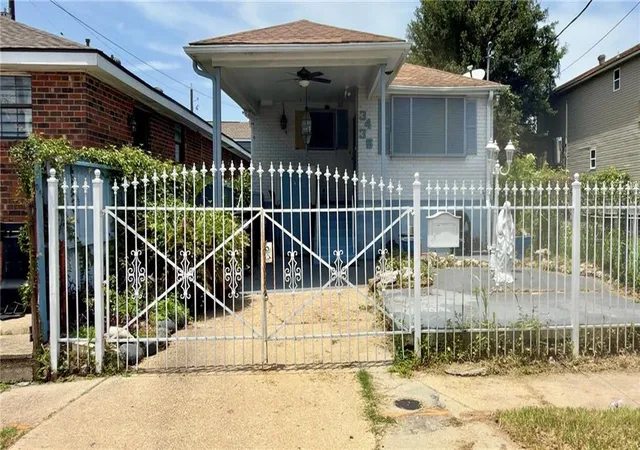 Photo 3 of Single family home for sale at 3435 Clara St, New Orleans, LA 70115 | MLS# 2568292 | Listing updated on 2026-08-14