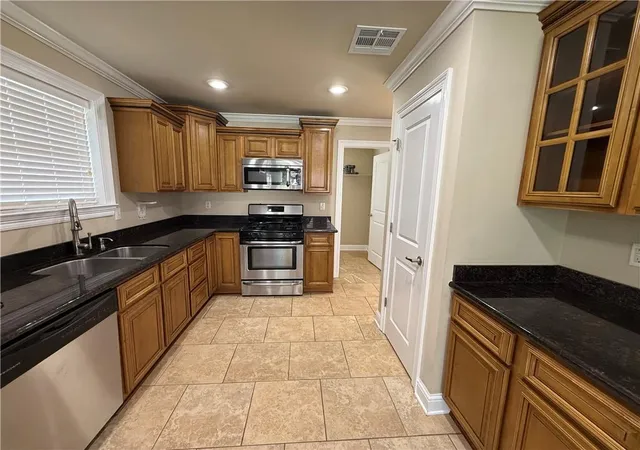 Photo 3 of Single family home for sale at 3901 Jacob Dr, Chalmette, LA 70043 | MLS# 2568360 | Listing updated on 2026-08-13