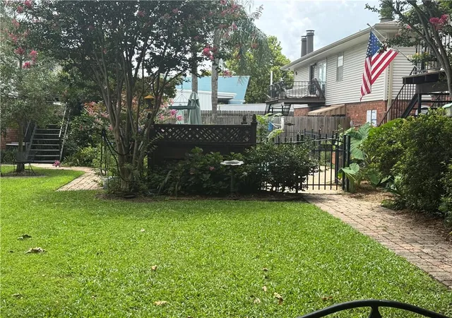 2nd image of 2813 River Rd, Jefferson, LA 70121