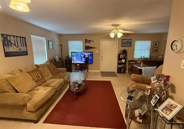 2nd image of 2813 River Rd #B, Jefferson, LA 70121 | MLS# 2568153
