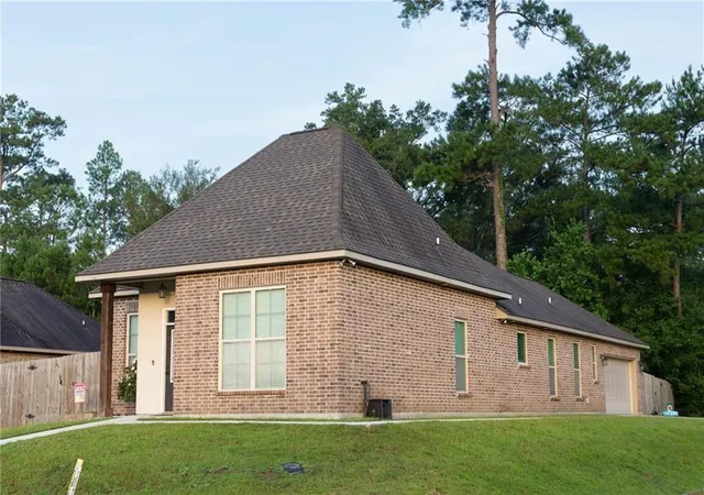 Photo 14 of Single family home for sale at 545 Oakley Blvd, Pearl River, LA 70452 | MLS# 2568218 | Listing updated on 2026-08-12