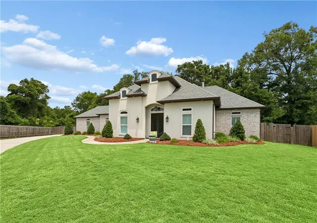Photo 2 of Single family home for sale at 249 Joshua Loop, Pearl River, LA 70452 | MLS# 2567897 | Listing updated on 2026-08-18