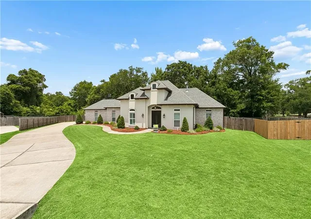 Photo 3 of Single family home for sale at 249 Joshua Loop, Pearl River, LA 70452 | MLS# 2567897 | Listing updated on 2026-08-18