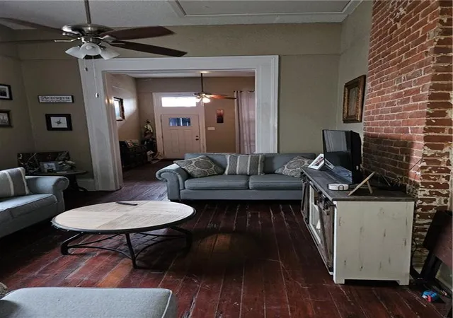 Listing Photo 5 - Condo for sale in building located at 2009-11 Josephine St, New Orleans, LA 70113