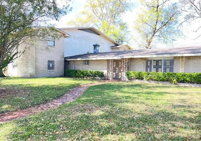 1st image of 1000 Westwood Dr, Marrero, LA 70072 | MLS# 2568636