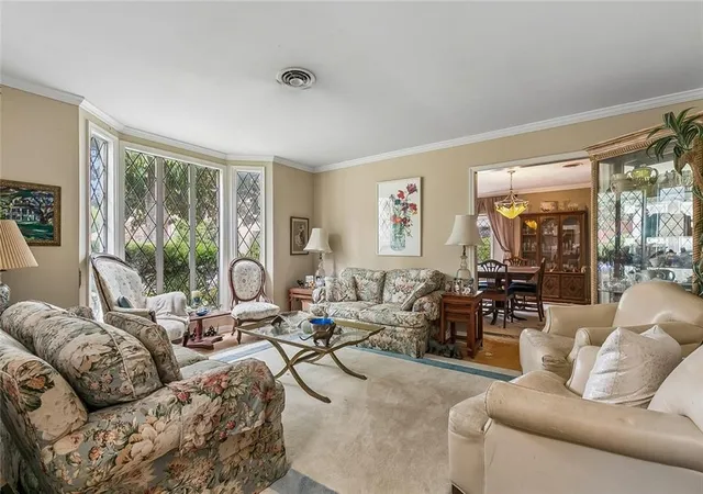 Photo 3 of Sale Pending at 51 Imperial Wood Dr, Harahan, LA 70123 | MLS# 2568604 | Listing updated on 2026-08-16