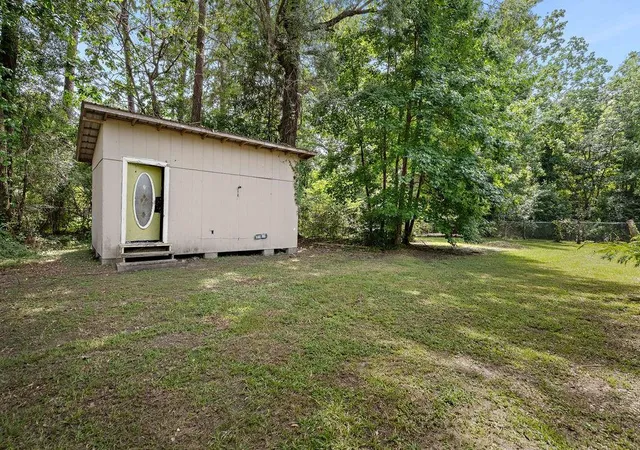 21st image of 702 Davenport Ave, Bogalusa, LA 70427 | MLS# 2568599