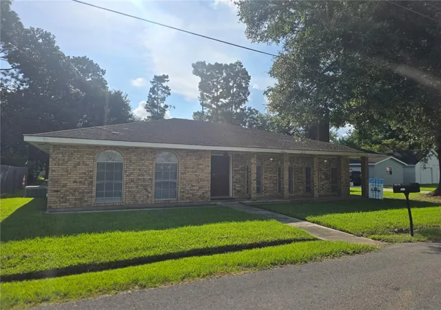 Photo 4 of Single family home for sale at 142 Terrio Dr, Reserve, LA 70084 | MLS# 2568835 | Listing updated on 2026-08-13