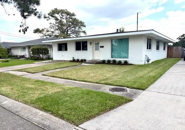 Photo 1 of Single family home for sale at 6720 Merle St, Metairie, LA 70003 | MLS# 2568837 | Listing updated on 2026-08-18