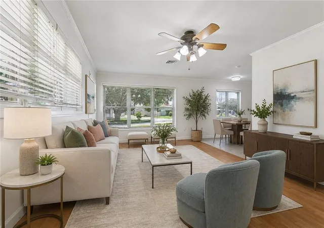 Photo 3 of Single family home for sale at 3000 Green Acres Rd, Metairie, LA 70003 | MLS# 2564921 | Listing updated on 2026-08-23