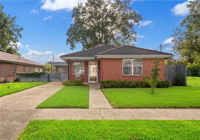 1st image of 1917 Idaho Ave, Kenner, LA 70062 | MLS# 2568909