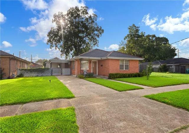 Photo 3 of Single family home for sale at 1917 Idaho Ave, Kenner, LA 70062 | MLS# 2568909 | Listing updated on 2026-08-23