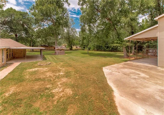 Photo 3 of Single family home for sale at 20191 Weinberger Rd, Ponchatoula, LA 70454 | MLS# 2568944 | Listing updated on 2026-08-06
