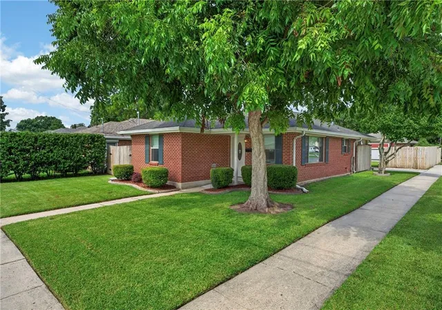 2nd image of 1631 Taylor St, Kenner, LA 70062 | MLS# 2568946