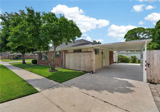 3rd image of 1631 Taylor St, Kenner, LA 70062 | MLS# 2568946