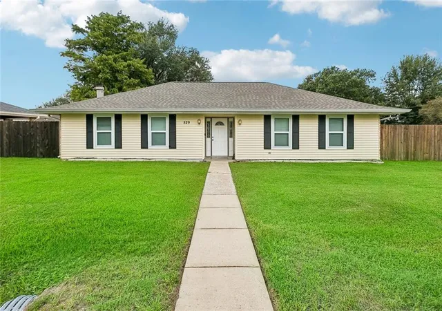 Photo 2 of Single family home for sale at 529 Payne St, Norco, LA 70079 | MLS# 2568852 | Listing updated on 2026-08-18