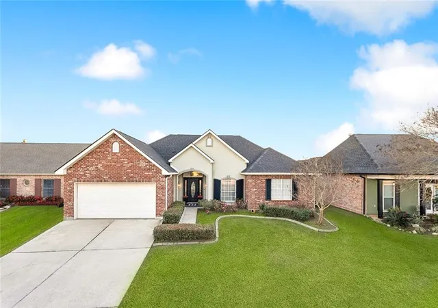 1st image of 410 Moonraker Dr, Slidell, LA 70458 | MLS# 2568874