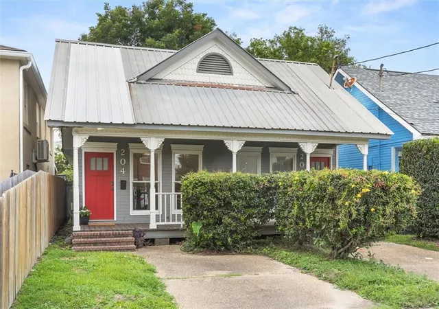 Photo 1 of Condo for sale at 204 06 Cherokee St, New Orleans, LA 70118 | MLS# 2569045 | Listing updated on 2026-08-07