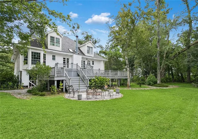 4th image of 218 Scotchpine Dr, Mandeville, LA 70471 | MLS# 2568774